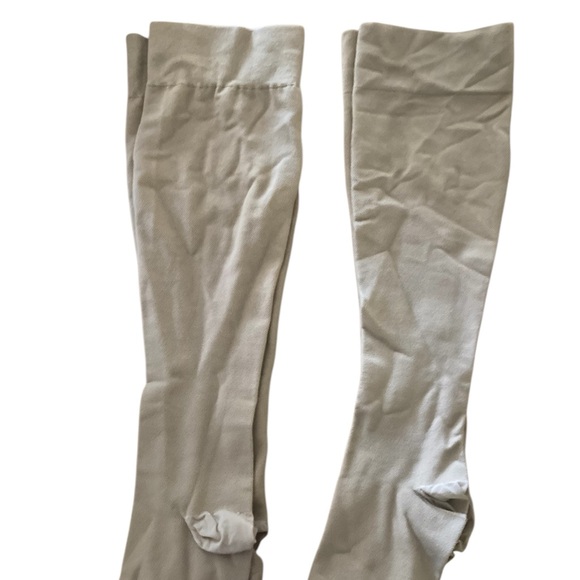 16 PAIRS medical compression socks - Picture 5 of 6